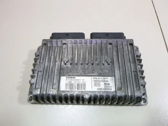 Блок управления АКПП для  Chrysler 300C 2011-2023