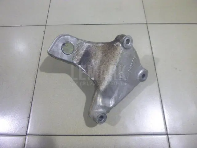 Кронштейн КПП левый для  Exeed RX / Yaoguang (T22) 2023