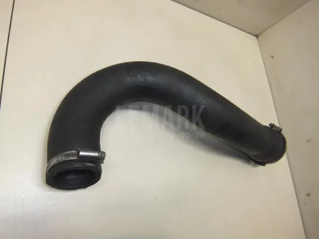 Патрубок интеркулера для  Audi A4 [B6] 2000-2004