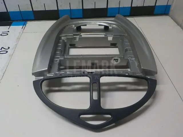 Накладка декоративная для  Chrysler Grand Voyager/Grand Caravan (RT) 2007-2020