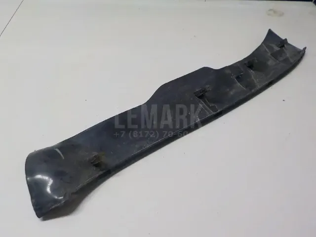 Щиток фонаря для  BMW 3-serie F30/F31/F80 2011-2020