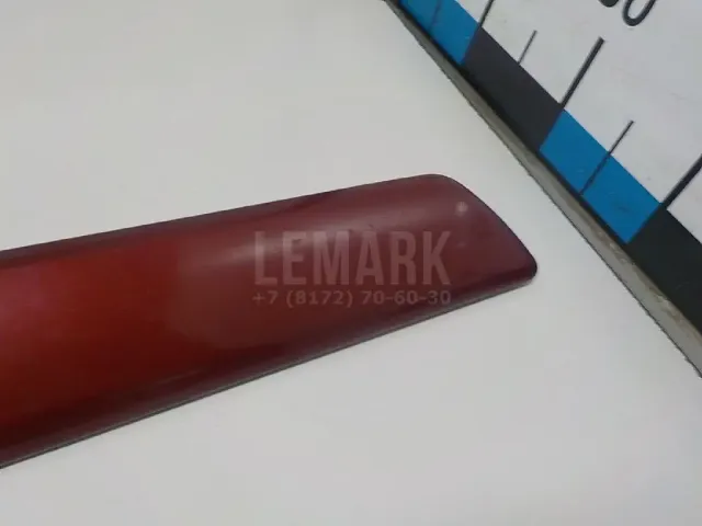 Молдинг задней правой двери