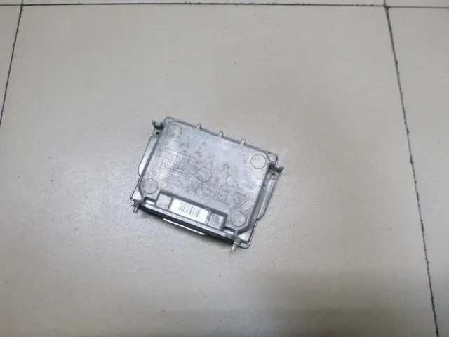 Блок ксеноновой лампы для  BMW X5 F15/F85 2013-2018