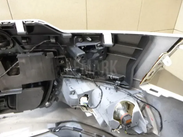 Бампер передний для  Citroen C8 2002-2014