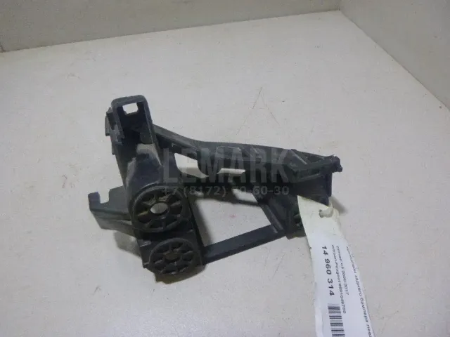 Кронштейн заднего бампера левый для  BMW X5 E53 2000-2007