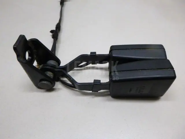 Ответная часть ремня безопасности для  Honda Airwave 2004-2010