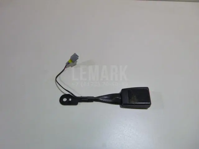 Ответная часть ремня безопасности для  Honda Airwave 2004-2010