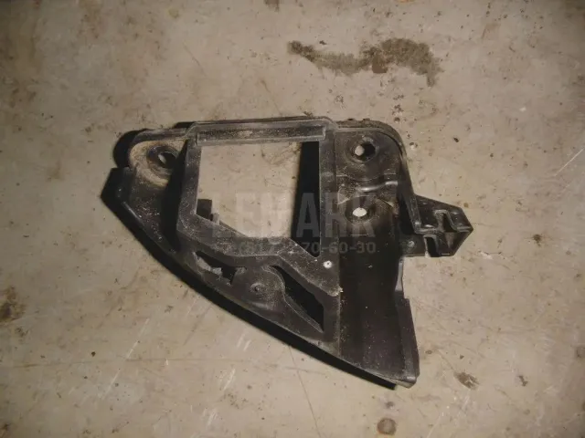 Кронштейн заднего бампера правый для  Ford Ranger 1998-2006