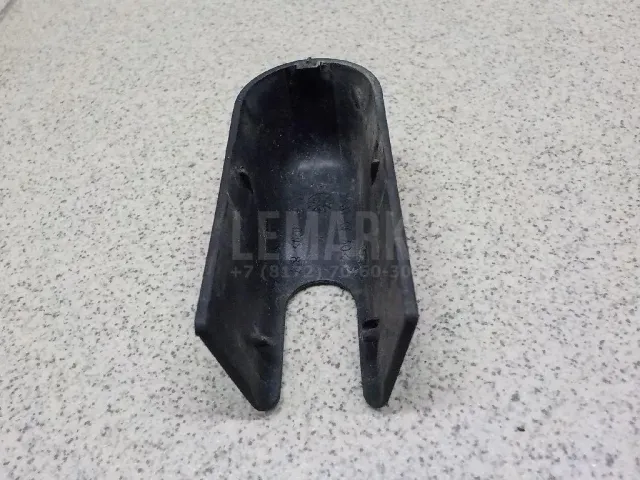 Крышка поводка стеклоочистителя для  GM Saturn VUE 2001-2007