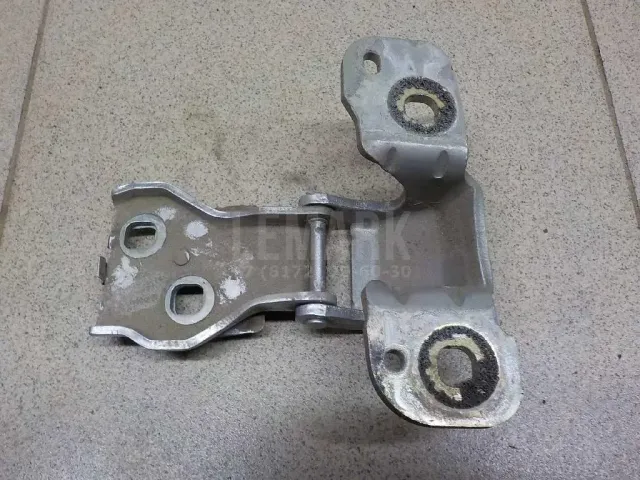 Петля двери багажника для  BMW 3-serie F30/F31/F80 2011-2020