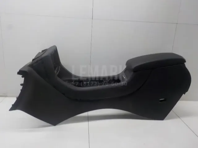 Подлокотник для  Cadillac CTS 2008-2014