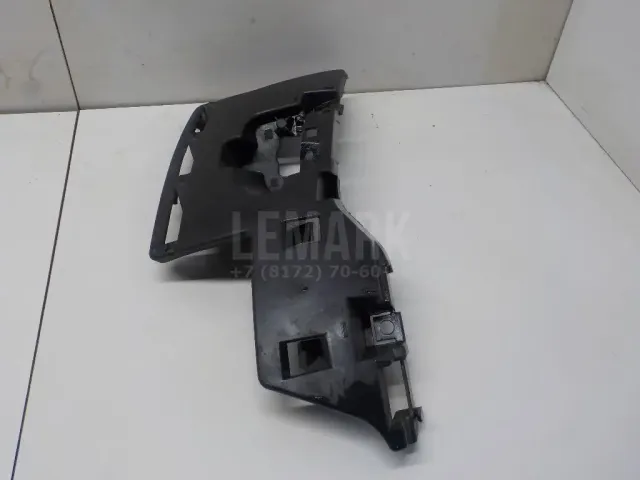 Кронштейн переднего бампера правый для  Ford C-MAX 2003-2010