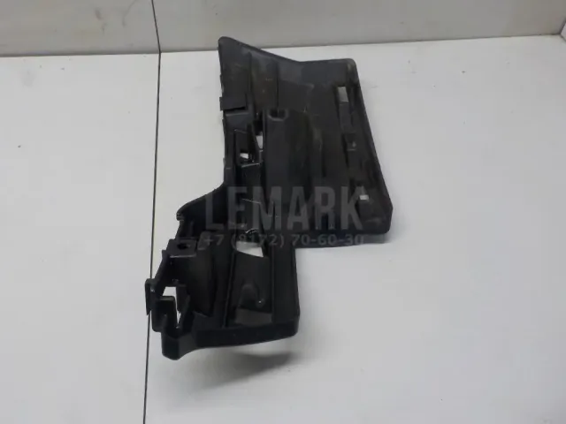 Кронштейн переднего бампера правый для  Ford C-MAX 2003-2010