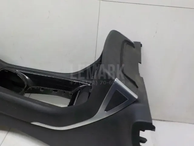 Консоль для  BMW X1 F48 2014-2022