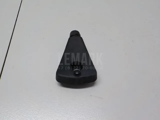 Отбойник крышки багажника