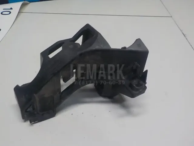 Кронштейн заднего бампера правый для  Ford Fusion 2002-2012