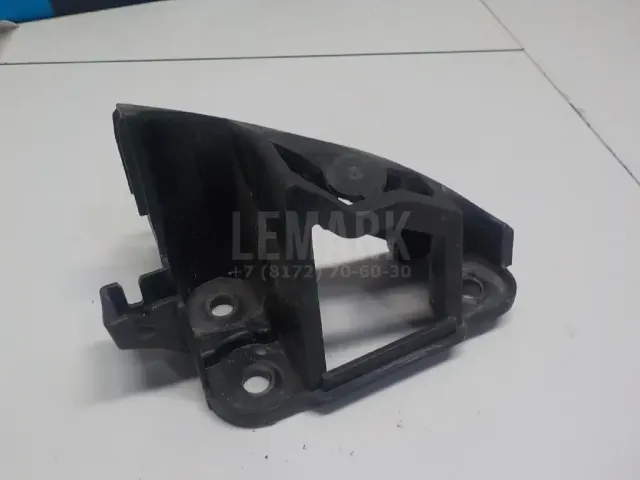Кронштейн заднего бампера правый для  Ford Fusion 2002-2012