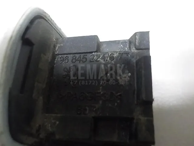 Накладка вставки замка двери для  BYD F0 2008-2015