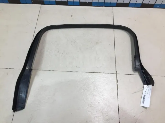 Накладка двери задней левой для  BMW X2 F39 2018-2023