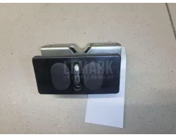 Ответная часть замка багажника