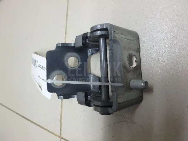 Петля двери передней правой нижняя для  Audi A4 [B6] 2000-2004