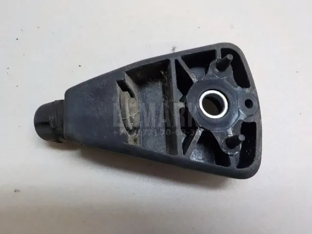 Отбойник крышки багажника для  Ford Focus III 2011-2019