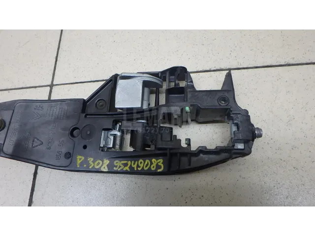 Кронштейн ручки для  Citroen DS5 2012-2015