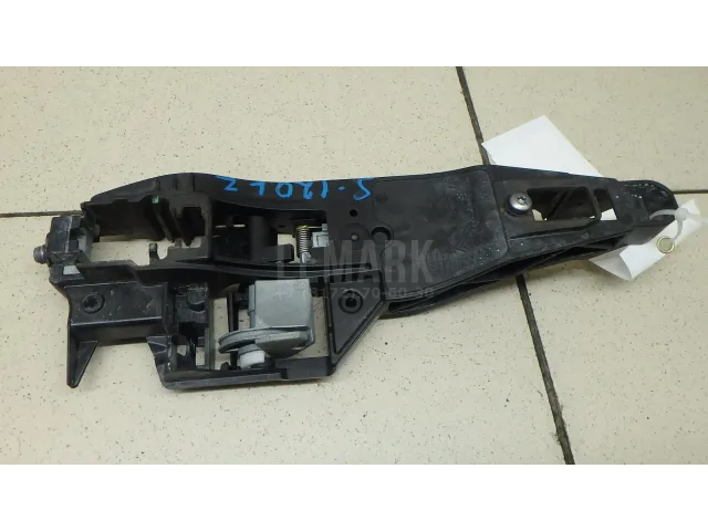 Кронштейн ручки для  Ford Focus II 2008-2011