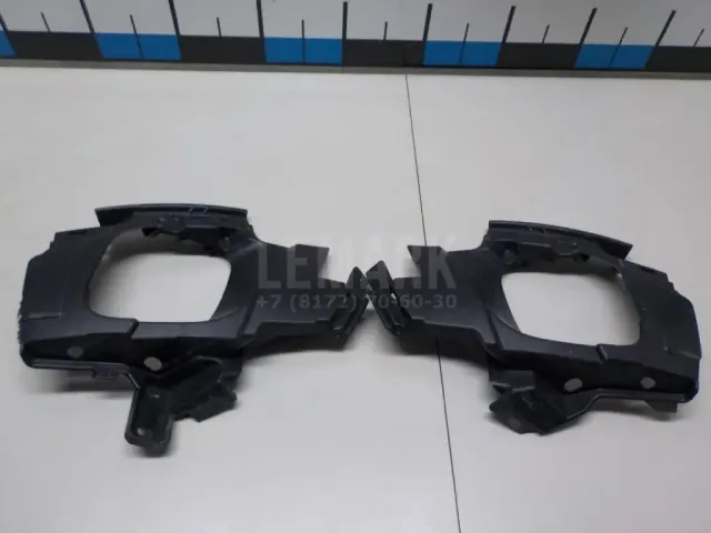 Кронштейн заднего бампера для  Ford C-MAX 2003-2010