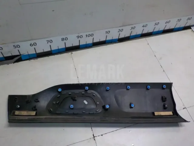 Накладка двери передней правой для  BMW 5-serie F10/F11 2009-2016
