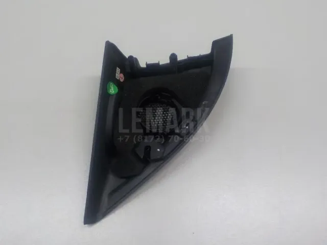 Крышка зеркала внутренняя левая для  BMW X1 E84 2009-2015