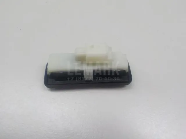 Кнопка открывания багажника для  Ford Focus II 2008-2011