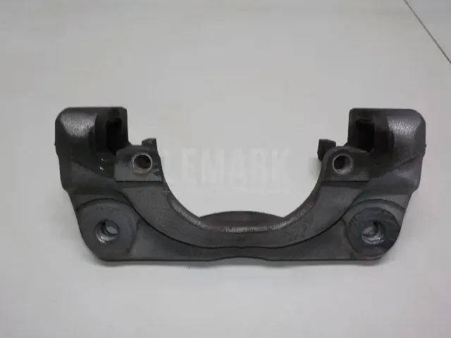 Скоба суппорта переднего правого для  BMW 6-serie E63 2004-2009