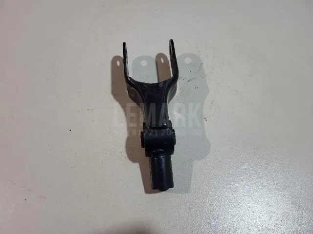 Кронштейн двигателя задний для  Citroen C6 2006-2012