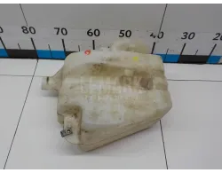 Бачок омывателя лобового стекла