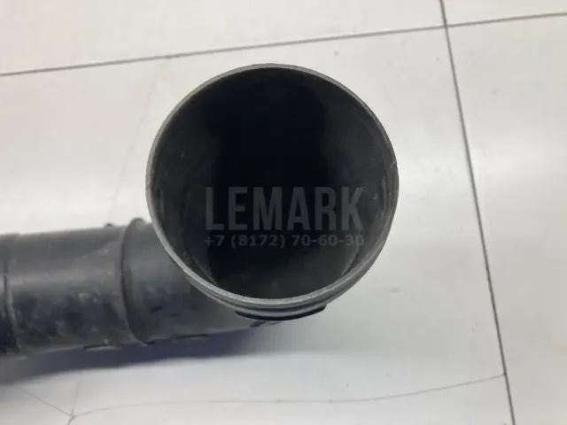 Патрубок воздушного фильтра