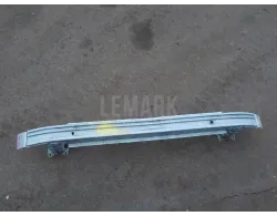 Усилитель переднего бампера
