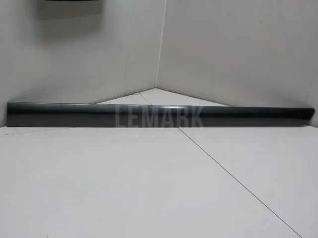 Молдинг задней левой двери для  FAW Besturn X80 2014-2022