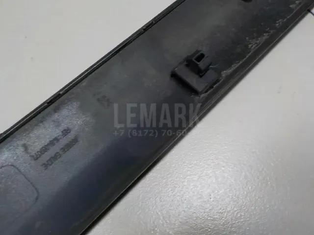 Молдинг задней левой двери для  FAW Besturn X80 2014-2022