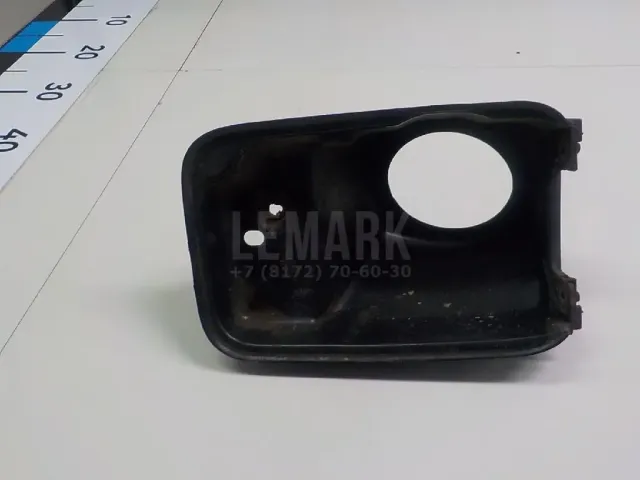Ниша лючка бензобака для  Ford Fiesta 2008-2019
