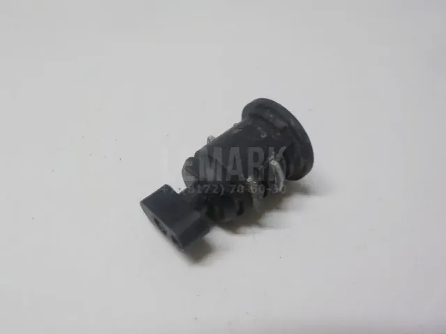 Вставка замка бардачка для  Chevrolet Lanos 2004-2010