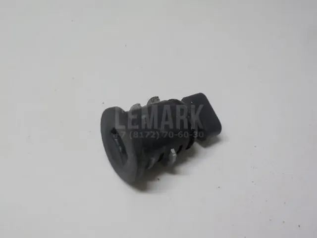 Вставка замка бардачка для  Chevrolet Lanos 2004-2010