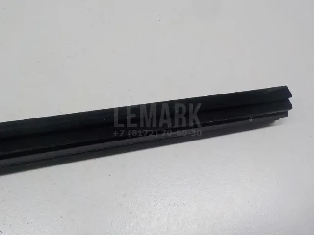 Накладка стекла заднего левого для  BMW 3-serie F30/F31/F80 2011-2020