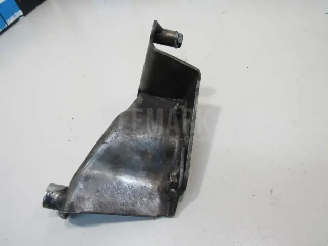Кронштейн глушителя для  Ford Fusion 2002-2012