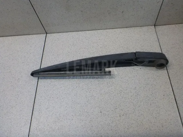 Поводок стеклоочистителя заднего для  Fiat Stilo 2002-2010