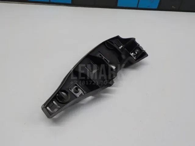 Кронштейн переднего бампера для  BMW X5 G05 2018