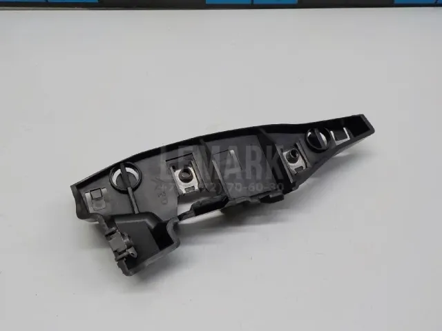 Кронштейн переднего бампера для  BMW X5 G05 2018