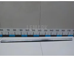 Накладка стекла переднего левого