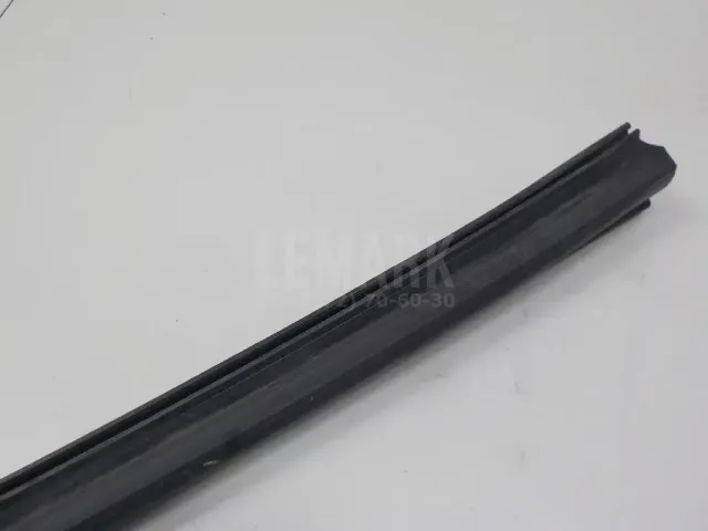 Уплотнитель капота для  Citroen C3 2002-2009