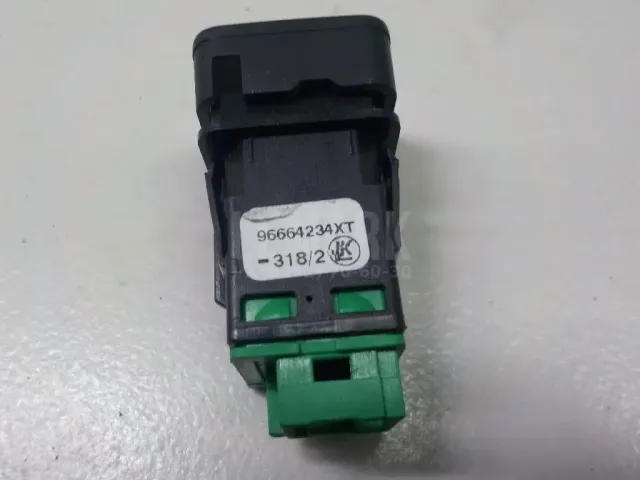 Кнопка антипробуксовочной системы для  BMW X3 G01/F97 2017-2024
